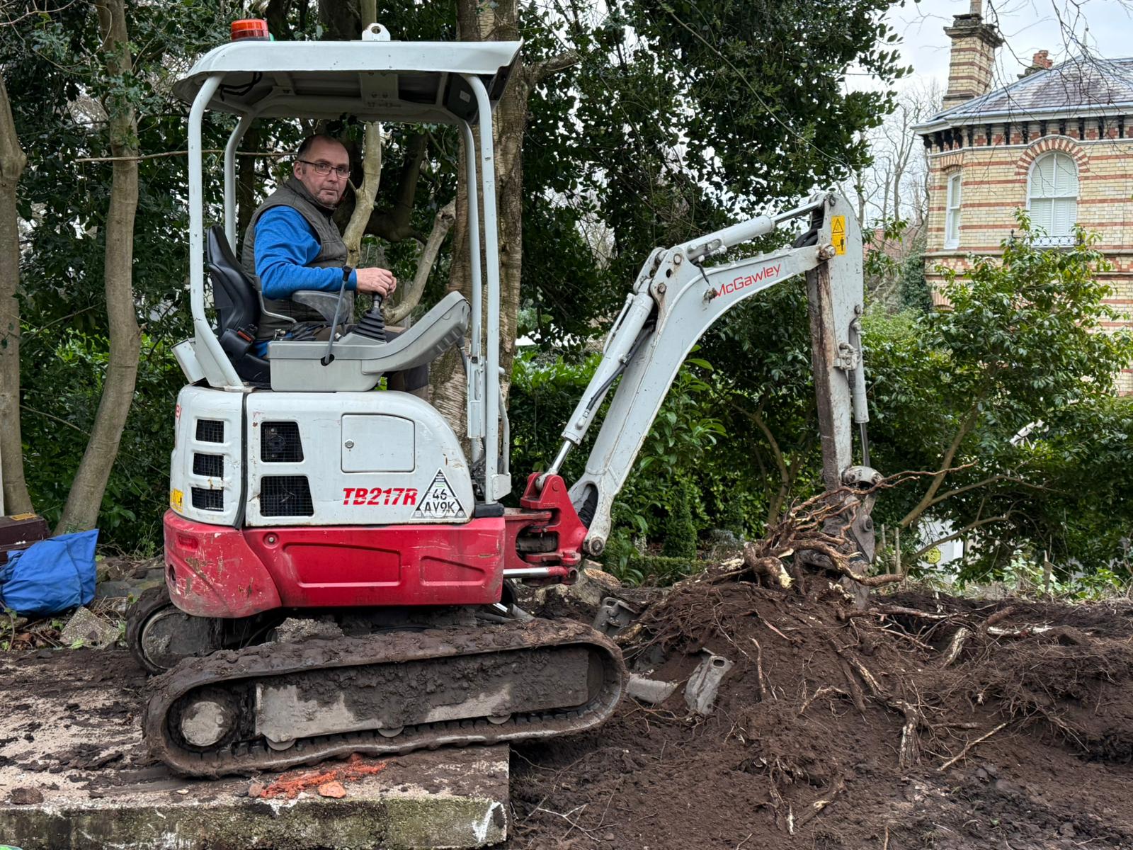 WhatsApp Image 2024-12-18 at 15.41.18 Stump grinding and wood chipper services